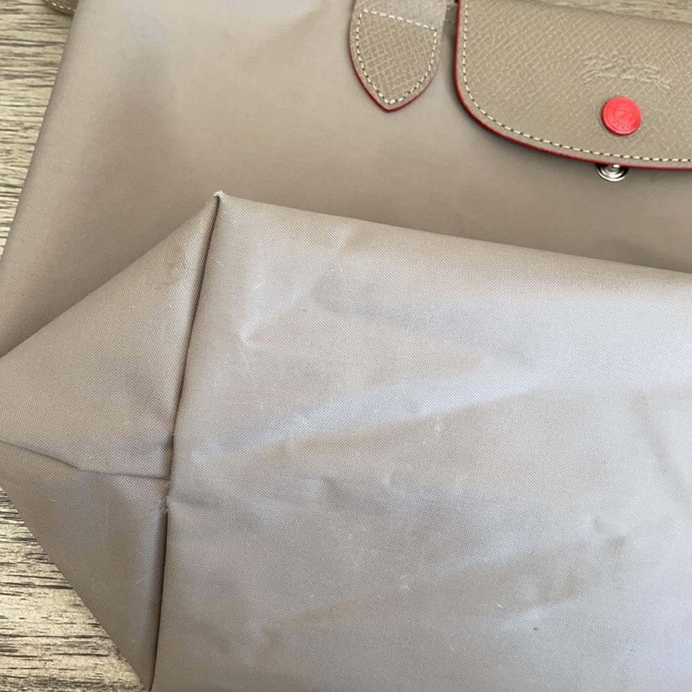 ***SOLD*** Longchamp Le Pliage Club Tote - Picture 10 of 15